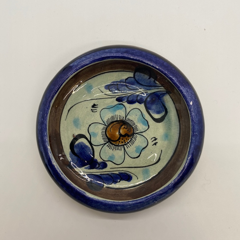 CAT‎ Tonala Style Mexican Pottery Hand Painted Dish Decor
